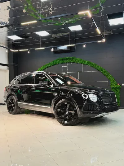 Bentley Bentayga Gcc V8 All Services History Agency-2