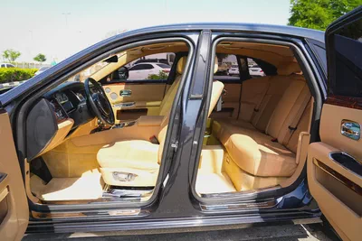 ROLLS ROYCE GHOST 2011!! GCC SPECS!! WELL MAINTAINED-13