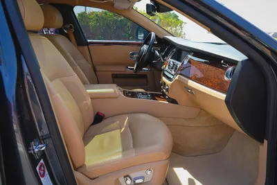 ROLLS ROYCE GHOST 2011!! GCC SPECS!! WELL MAINTAINED-15