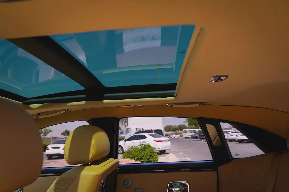 ROLLS ROYCE GHOST 2011!! GCC SPECS!! WELL MAINTAINED-9-9