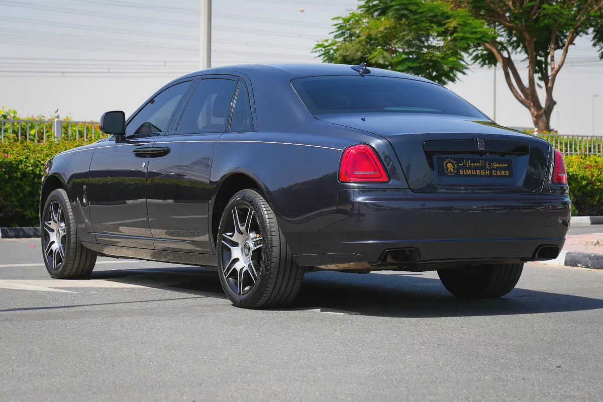 ROLLS ROYCE GHOST 2011!! GCC SPECS!! WELL MAINTAINED-18-18