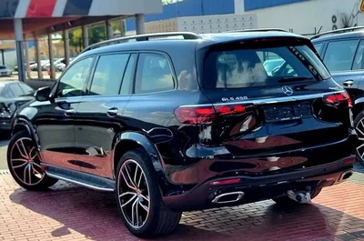Mercedes Benz GLS450 4MATIC DARK SERIES 5 years Warranty 2026 GCC-7