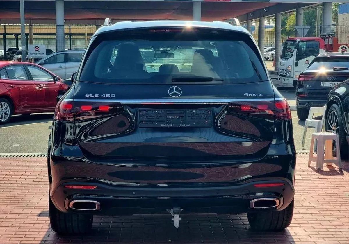 Mercedes Benz GLS450 4MATIC DARK SERIES 5 years Warranty 2026 GCC-10-10