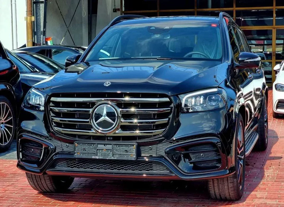Mercedes Benz GLS450 4MATIC DARK SERIES 5 years Warranty 2026 GCC