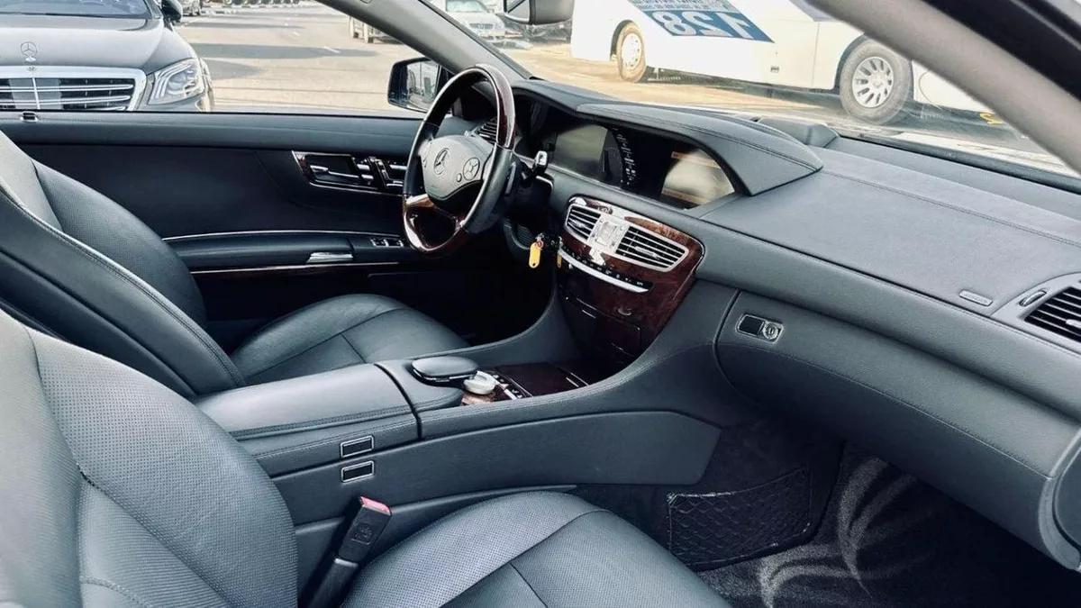 Mercedes Benz CL550 STD-10-0
