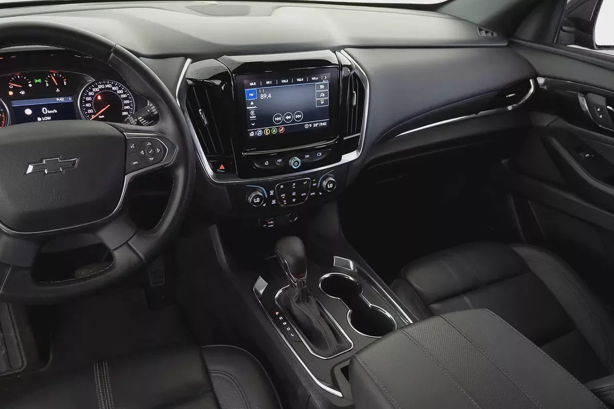 2,187 AED / 60 months | 0% DP | 2023 Chevrolet Traverse RS AWD / Warranty and Service Pack-8-8