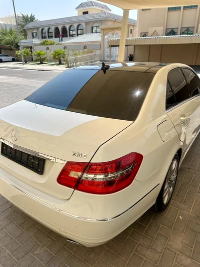 ⁠Mercedes E300 2011 GCC مرسيدس - مسرفسة  بالكامل-6