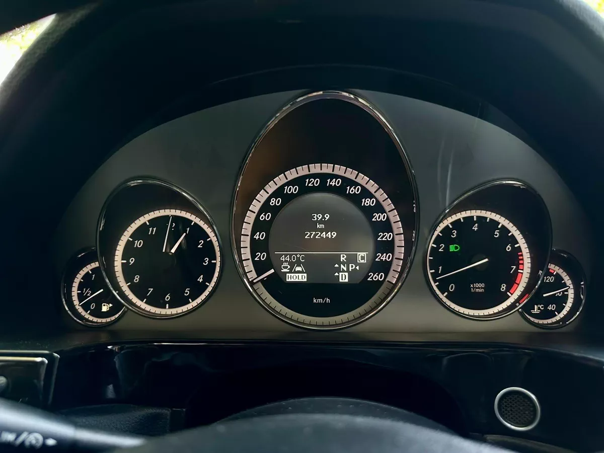 ⁠Mercedes E300 2011 GCC مرسيدس - مسرفسة  بالكامل-1-1