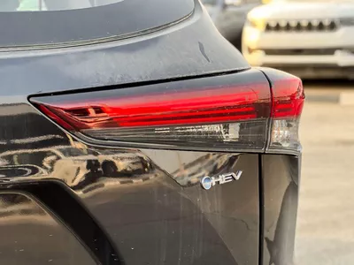 Toyota Highlander LTD HEV 2.5L - EXPORT ONLY-23
