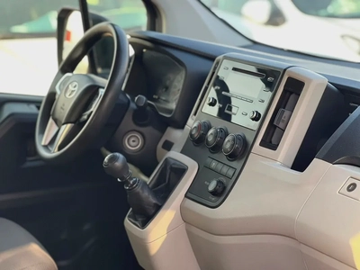 2022 Toyota Hiace | 13 Seats | Cruise Control | GCC | Manual | Clean | Ref#1066-13