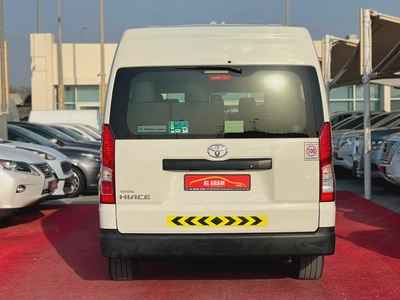 2022 Toyota Hiace | 13 Seats | Cruise Control | GCC | Manual | Clean | Ref#1066-4