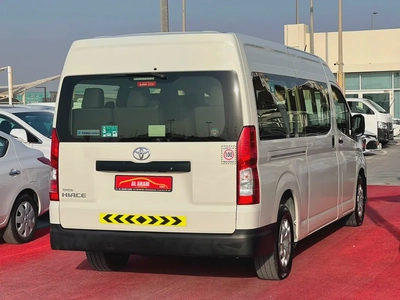 2022 Toyota Hiace | 13 Seats | Cruise Control | GCC | Manual | Clean | Ref#1066-5