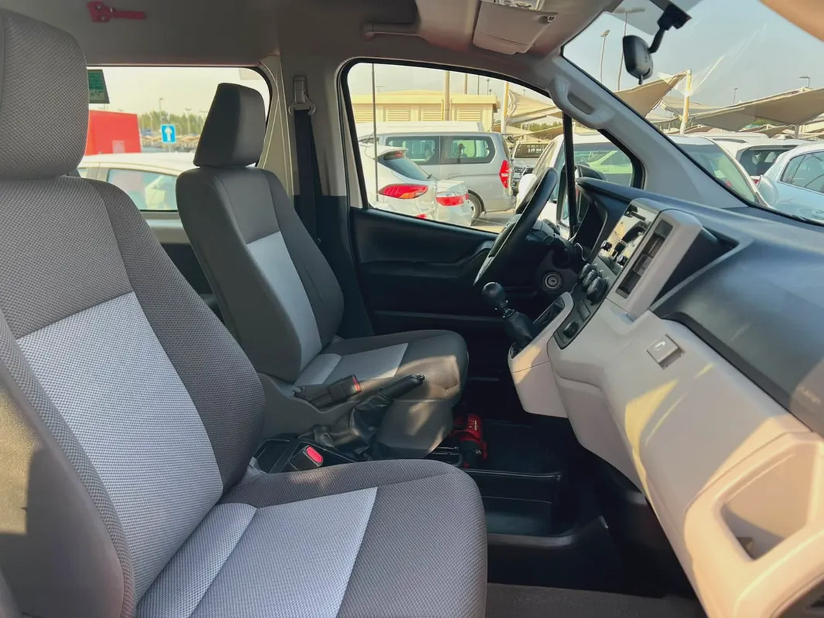 2022 Toyota Hiace | 13 Seats | Cruise Control | GCC | Manual | Clean | Ref#1066-10-10