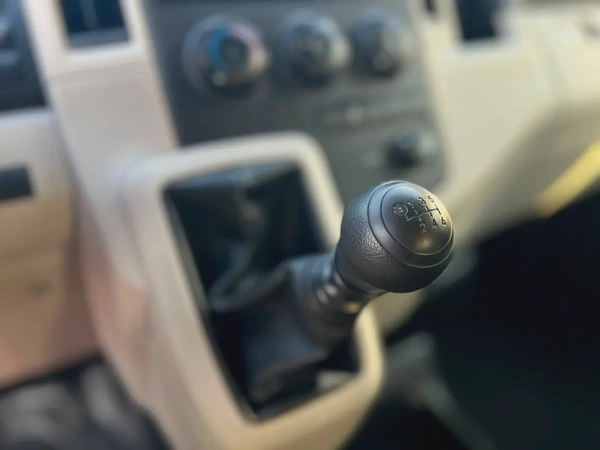 2022 Toyota Hiace | 13 Seats | Cruise Control | GCC | Manual | Clean | Ref#1066