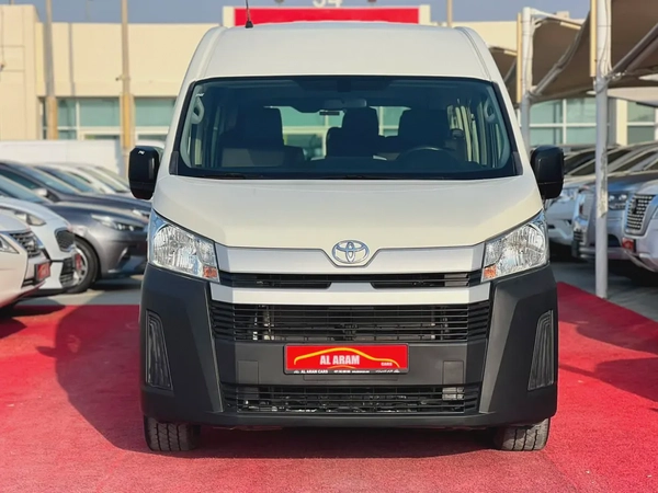 2022 Toyota Hiace | 13 Seats | Cruise Control | GCC | Manual | Clean | Ref#1066