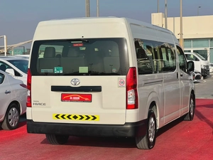 2022 Toyota Hiace | 13 Seats | Cruise Control | GCC | Manual | Clean | Ref#1066