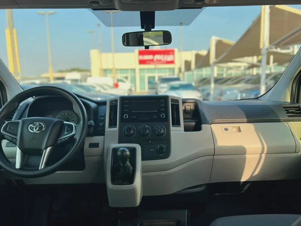2022 Toyota Hiace | 13 Seats | Cruise Control | GCC | Manual | Clean | Ref#1066