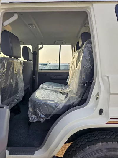 Toyota Land Cruiser 70 LC76 LX TOYOTA LANDCRUISER LC76 HARDTP LX || 5DOOR | STD OPTION | 6 STR PWR WINDOWS+MIRRORS+LOCKS WOOD LED F-14