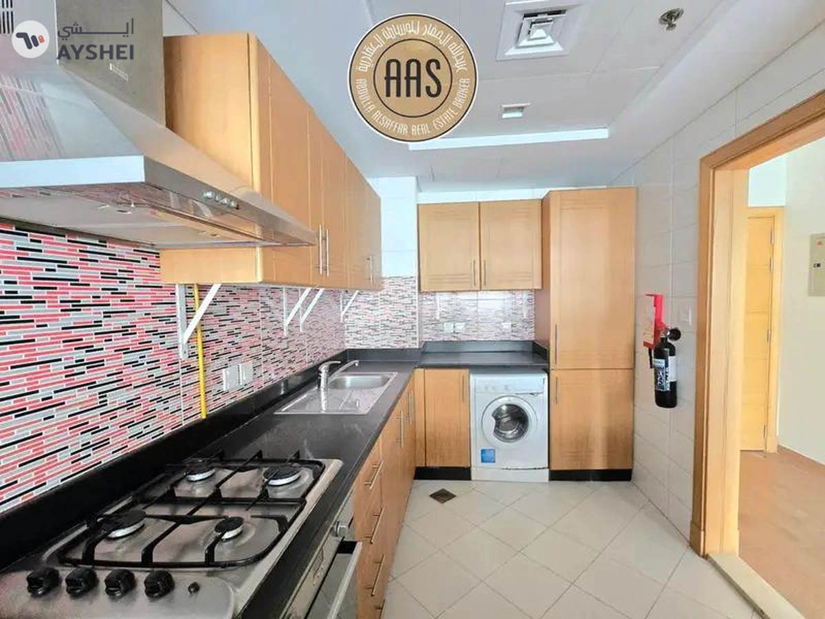 Very Spacious Studio Apartment With All Facilities-7-7