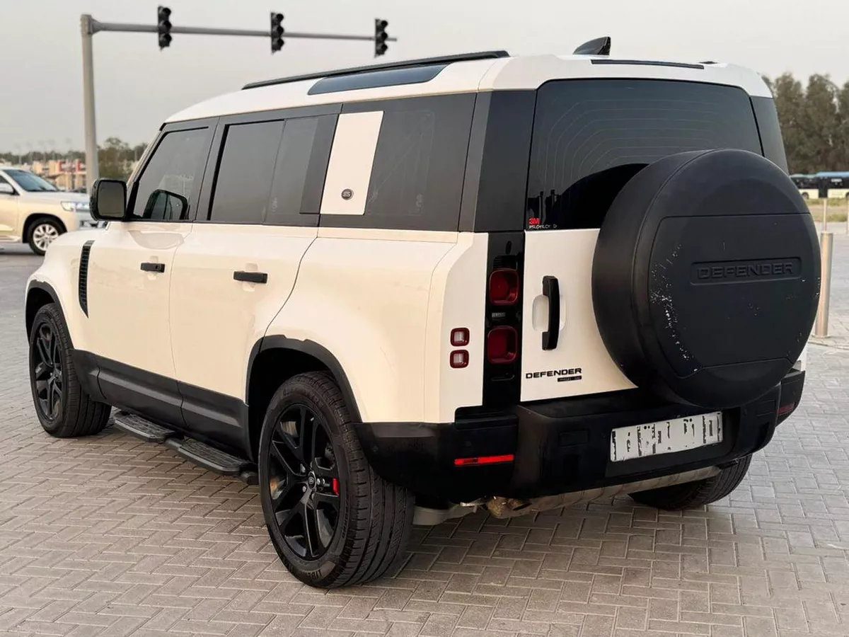 Land Rover Defender Land rover defender P400 110 SE 3.0L (5 Seater) 2020 V6-3-0