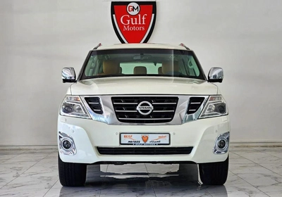 Nissan Patrol SE Platinum 5.6L V8 engine 7-speed automatic transmission-9