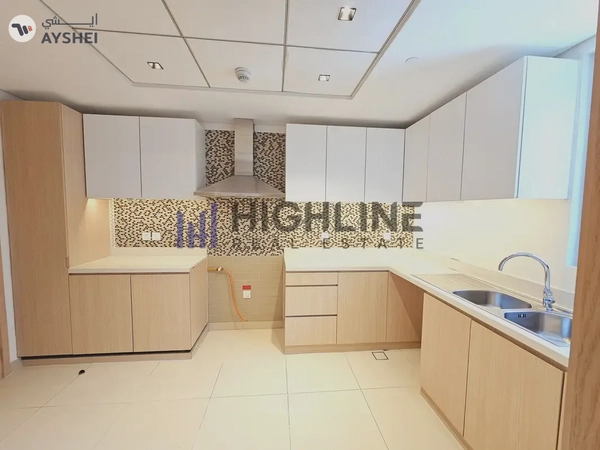 1 Month Free + 5% Disscount | Sea View | Maids Room | Next to Metro | Ready to Move - IN
