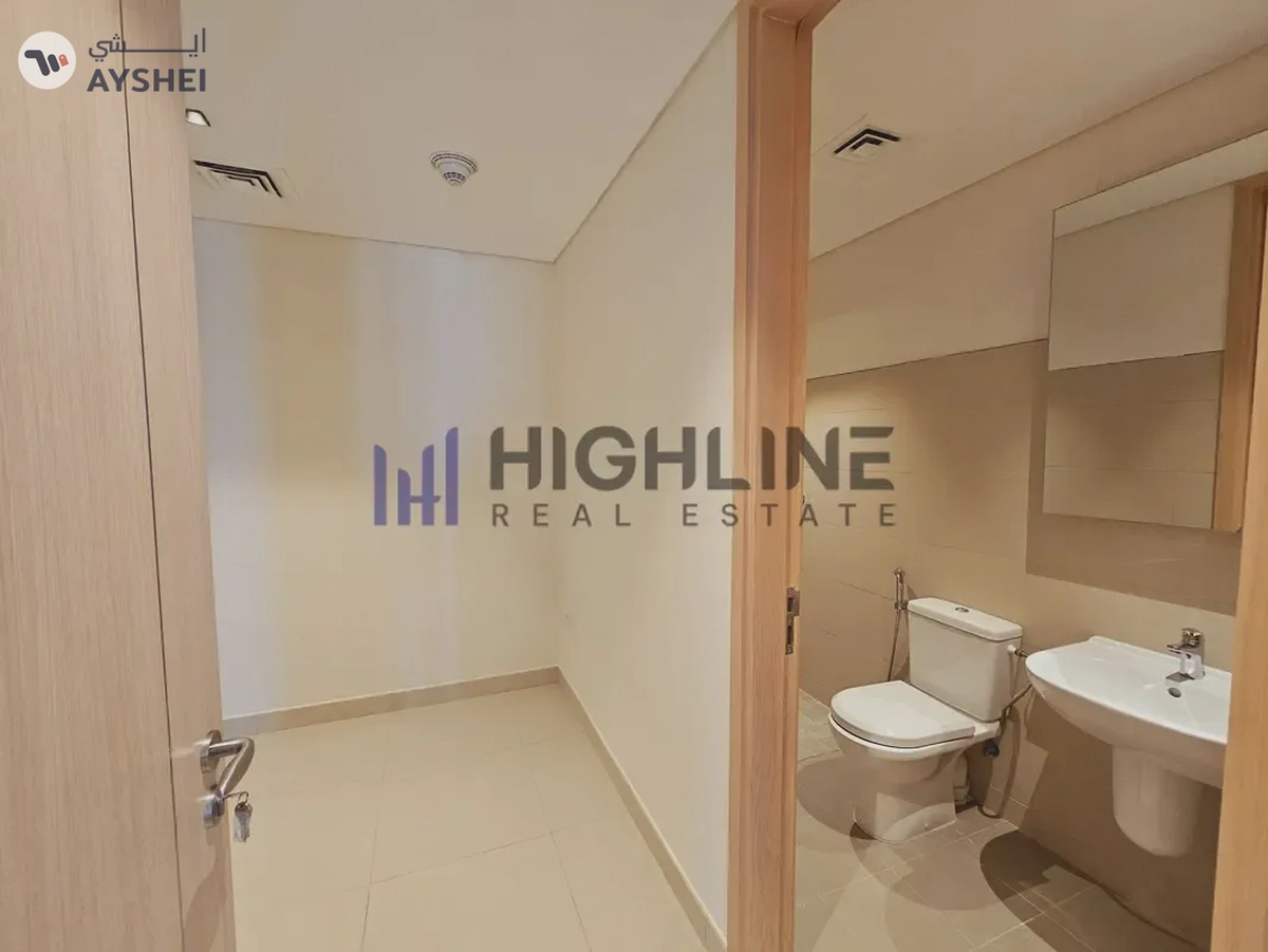 1 Month Free + 5% Disscount | Sea View | Maids Room | Next to Metro | Ready to Move - IN-4-4