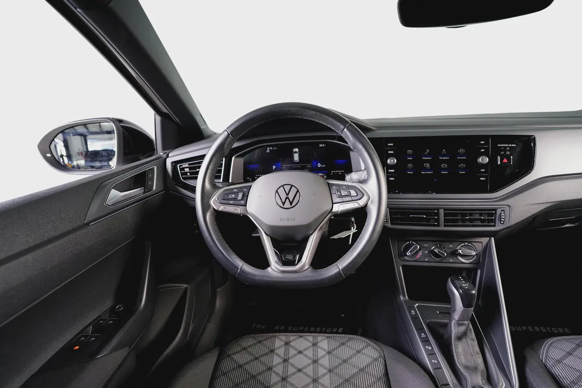 Volkswagen Tiago -R Line - Black Pack-11-11