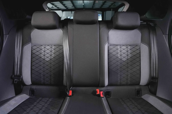 Volkswagen Tiago -R Line - Black Pack