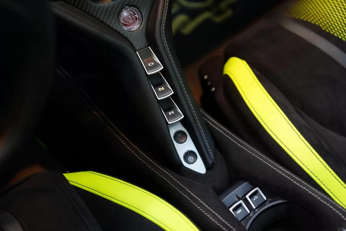 McLaren 750S Spider-16-16