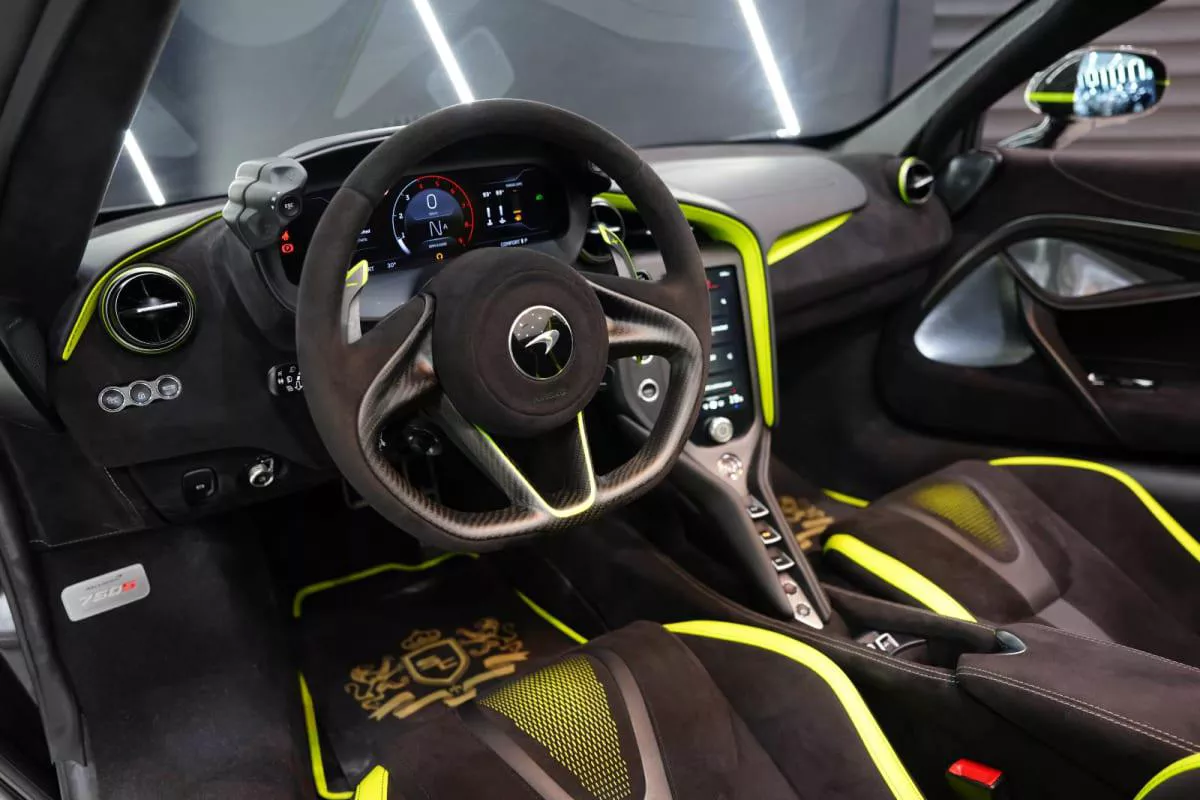 McLaren 750S Spider-4-4