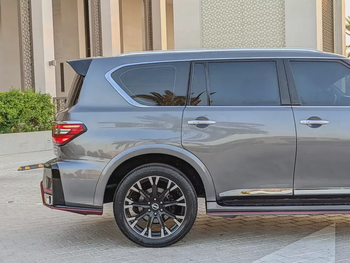 NISSAN PATROL 2014 FACELIFTED 2024 NISMO GCC IN EXCELLENT CONDITION-9-9