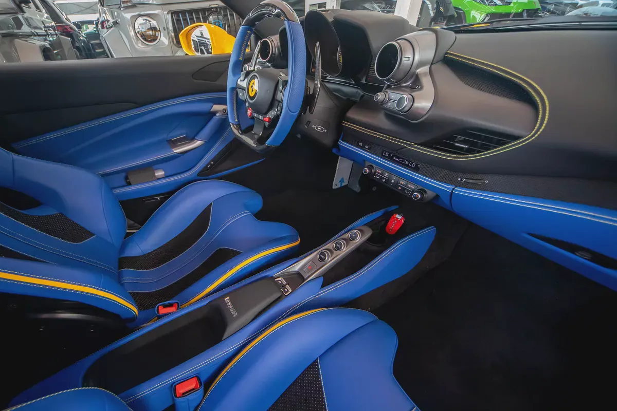 FERRARI F8 TRIBUTO | 2021 | 7,000km | FULL CARBON FIBER |-19-19