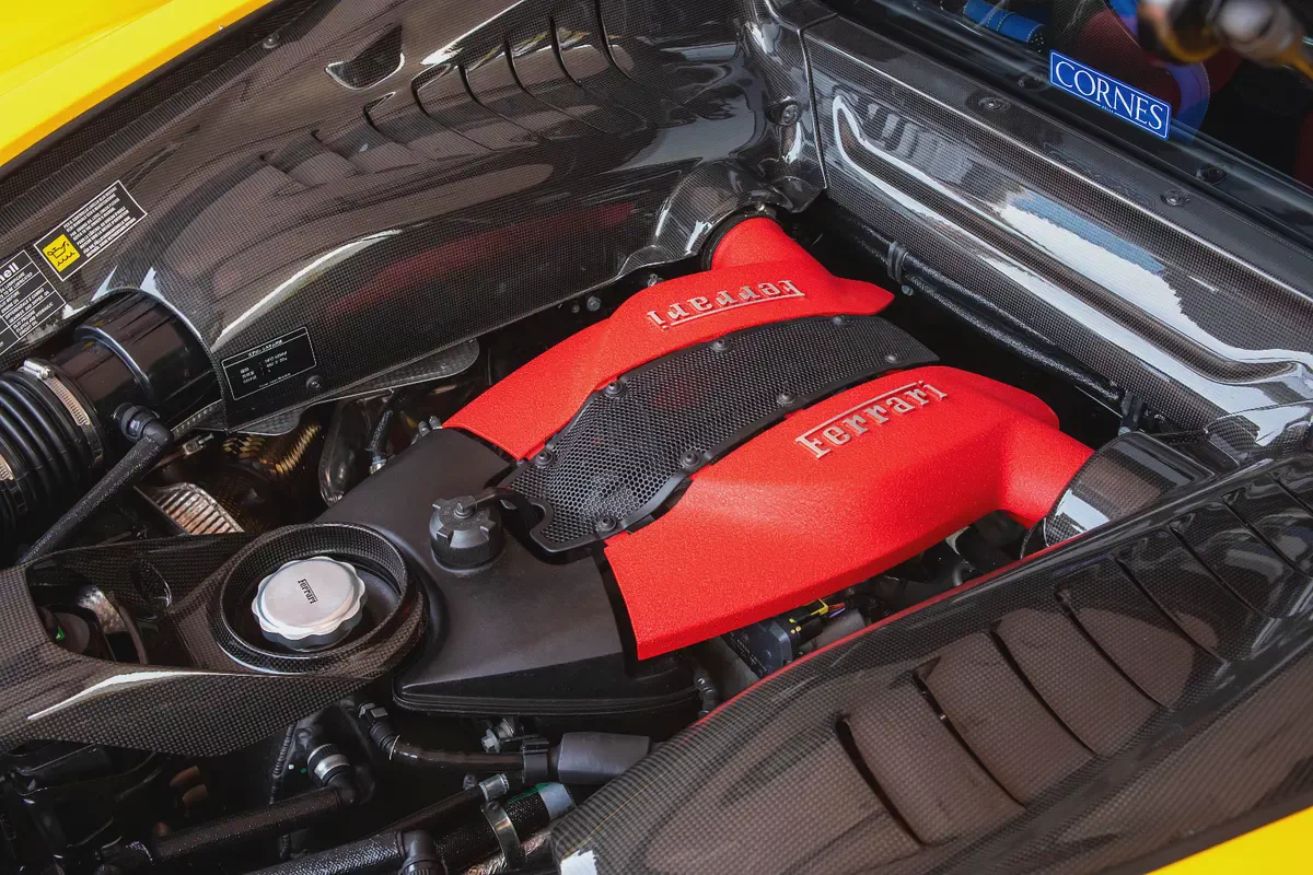 FERRARI F8 TRIBUTO | 2021 | 7,000km | FULL CARBON FIBER |-8-8