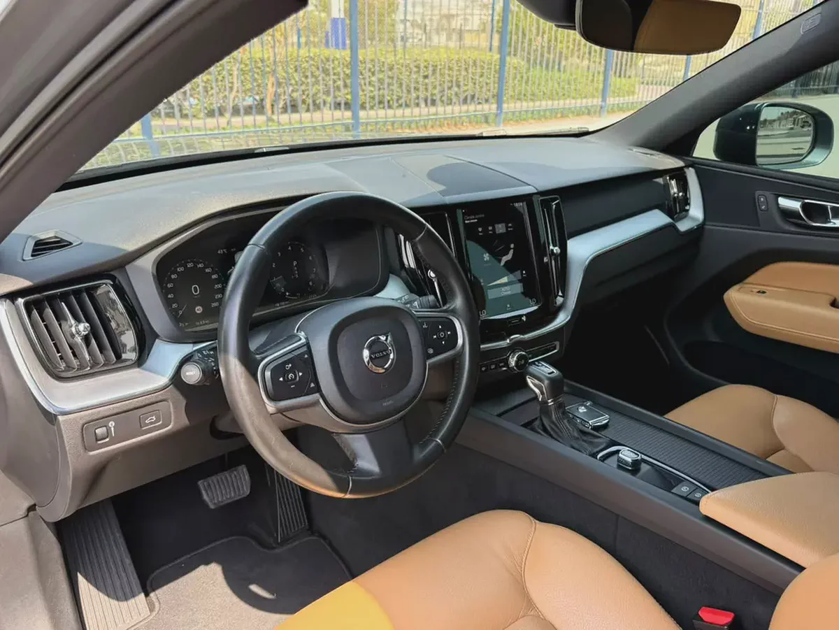 2018-Volvo XC60 T5+-Excellent Condition-Bank Finance Available-13-13