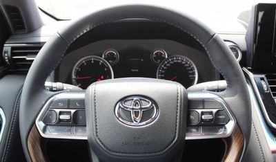 Toyota Land Cruiser LAND CRUISER GXR 4.0L V6 PETROL-6