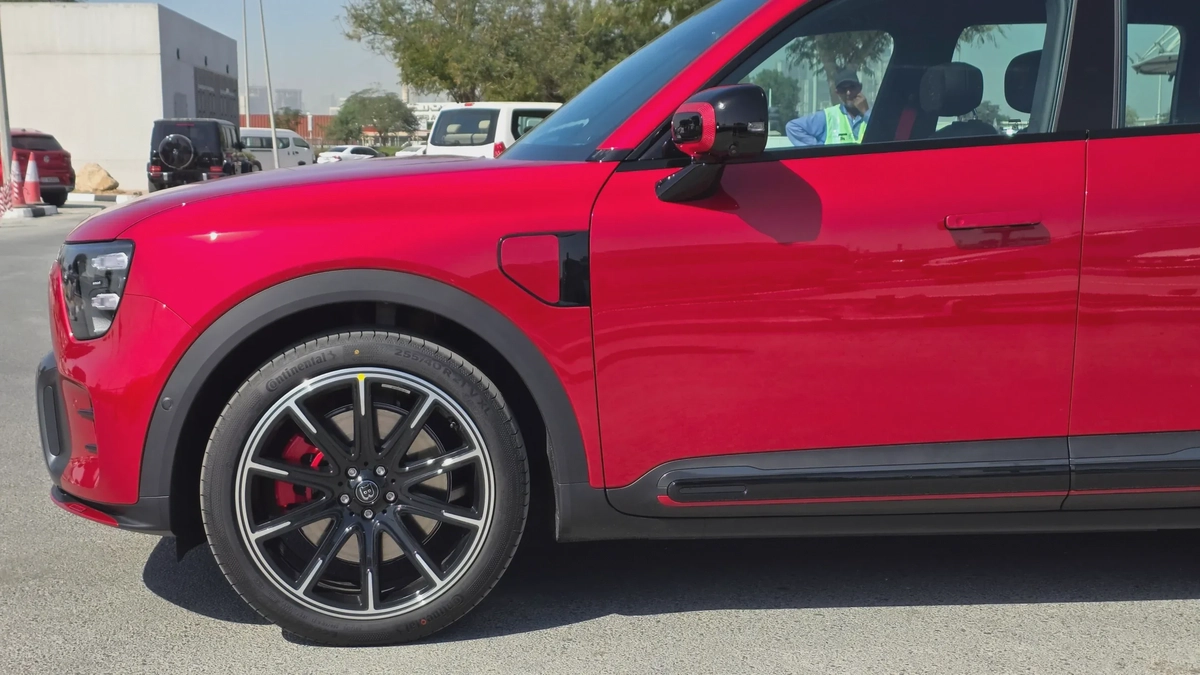 SMART #5 BRABUS (Red)-4-4