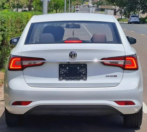 MG 5 COMFORT | 2023 |  1.5L | GCC | ACCIDENT FREE (517/-MONTHLY)