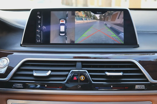 BMW 7-Series-740Li-2016-98000KM-GCC SPECS-EXCELLENT CONDITION