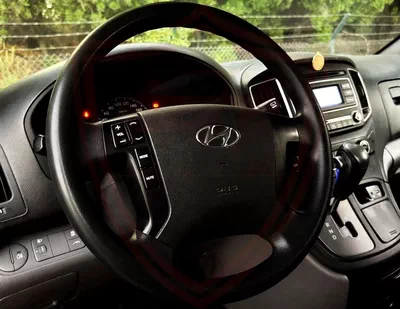 Hyundai H-1 GL 2.4L V4 | GCC Specs | Accident-Free | Excellent Condition | 907/Month-12