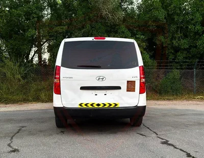 Hyundai H-1 GL 2.4L V4 | GCC Specs | Accident-Free | Excellent Condition | 907/Month-5