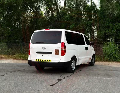Hyundai H-1 GL 2.4L V4 | GCC Specs | Accident-Free | Excellent Condition | 907/Month-6