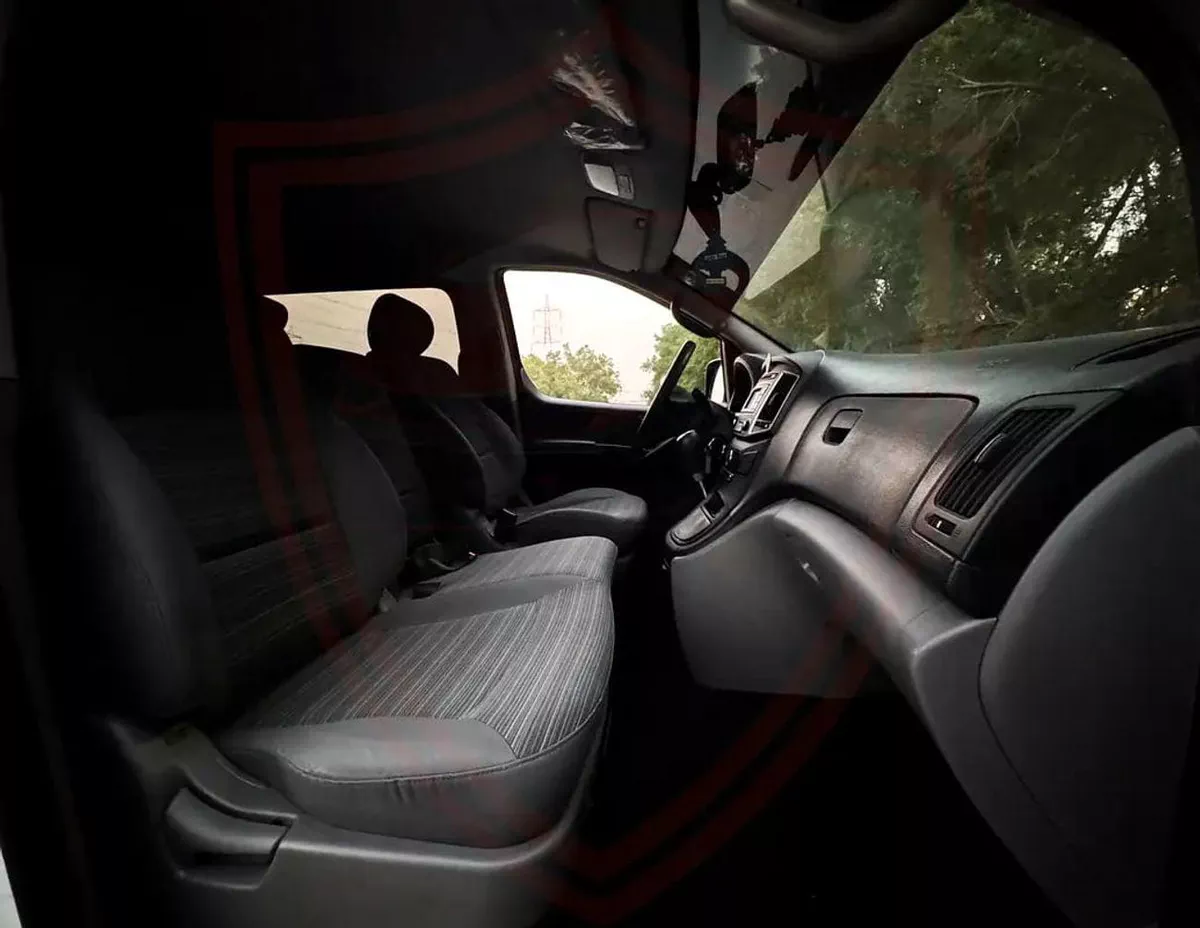 Hyundai H-1 GL 2.4L V4 | GCC Specs | Accident-Free | Excellent Condition | 907/Month-9-0