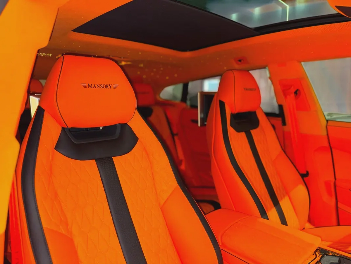 AED 12,780 P.M | 0% DOWN PAYMENT | LAMBORGHINI URUS MANSORY VENATUS EVO S P900 | 4.0L TWIN-TURBO V8