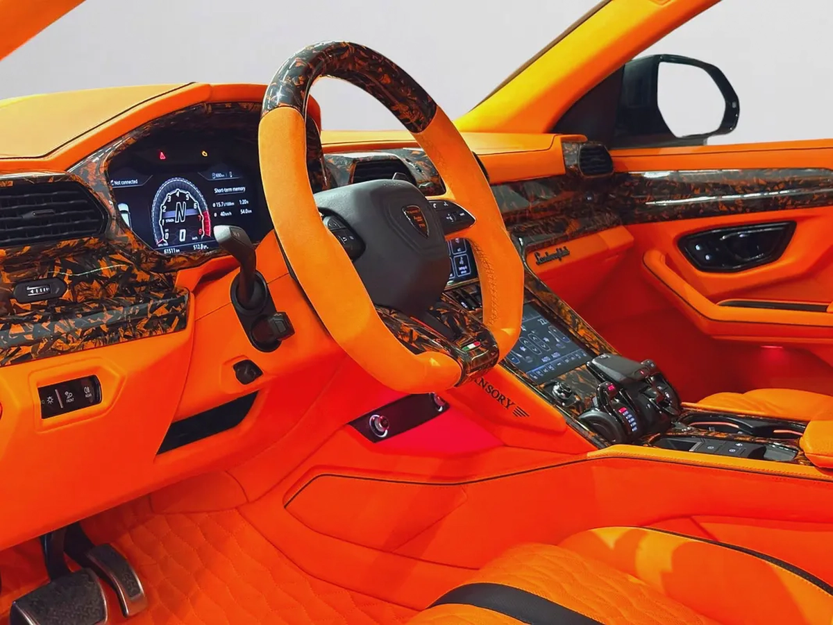 AED 12,780 P.M | 0% DOWN PAYMENT | LAMBORGHINI URUS MANSORY VENATUS EVO S P900 | 4.0L TWIN-TURBO V8