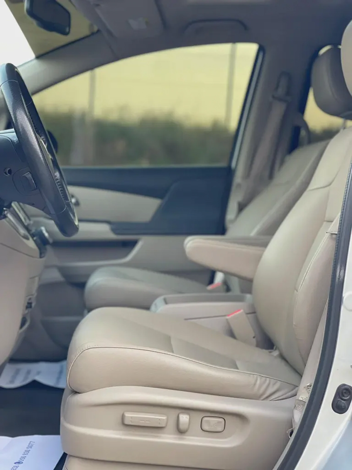 Honda Odyssey Touring 2015 GCC Specs - Family Van