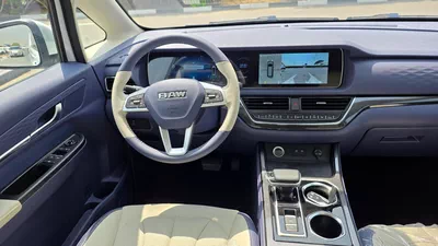 BAW M7 (White)-9