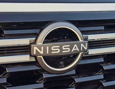 Nissan Patrol NISSAN PATROL SE PLATINUM || FULL OPTION | PETROL AT 3.8L V6 4WD (CODE # NPSEP) PLATINUM BLACK 2026-10