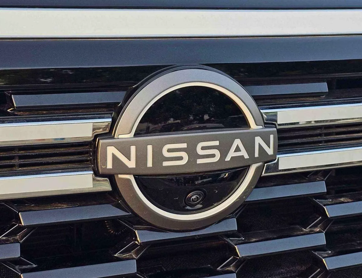 Nissan Patrol NISSAN PATROL SE PLATINUM || FULL OPTION | PETROL AT 3.8L V6 4WD (CODE # NPSEP) PLATINUM BLACK 2026-10-0