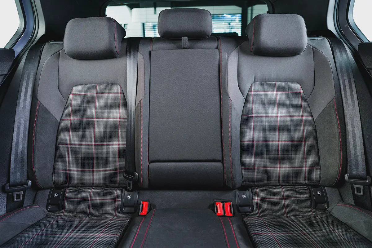 Volkswagen Golf GTI-GCC-Warranty  Service Valid Till September 2028-Full Service in Volkswagen-17-17